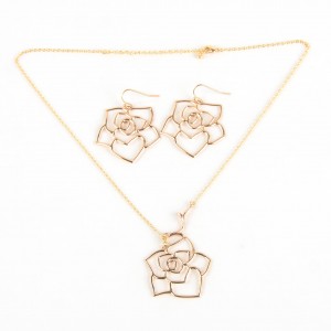 WENZHE New Style Women Jewelry Set Gold Hollow Rose Flower Necklace Earring Set