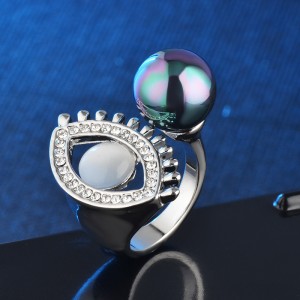 European and American Classic Punk Style Big Colorful Pearl Eye Of Evil Finger Ring