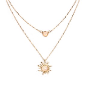 Latest Design Multilayer Sun Flower Pendant Necklace Women Fashion Opal Clavicle Necklace