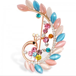 Europe and the United States women’s jewelry high-grade rhinestone brooch combination pin creative sweater clothing accessories