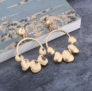 Fashion yellow gold tone circle earring best gift for girlfriend