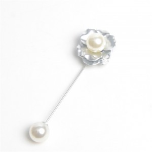 WENZHE Flower Pearl Lapel Pins Women Wedding Brooch Scarf Clip