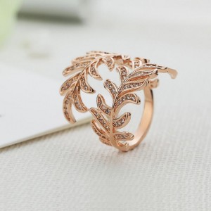 Yiwu jewelry manufacturer shine zircon gold plated leaf wrap ring