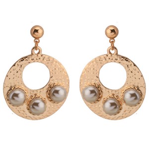 Fashion new design best gift for Valentine’s Day ladies earrings round hollow pearl earrings