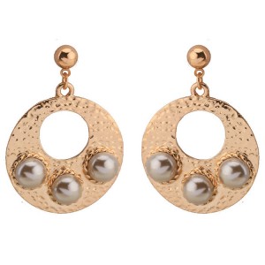 Fashion new design best gift for Valentine’s Day ladies earrings round hollow pearl earrings