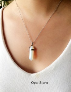 Wholesale fashion women jewelry natural crystal stone bullet shape healing point pendant necklace