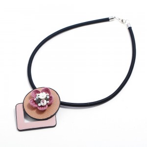 WENZHE Fashion new leather PU flowers irregular choker necklace for women