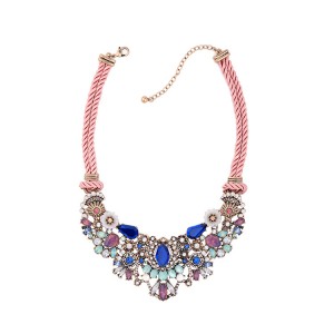 European Luxury Jewelry Wholesale Flower Necklace Designs Resin Statement Necklace