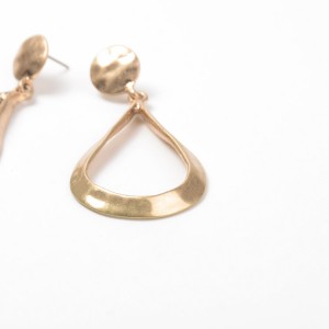 New Gold Plated Irregular Water Drop Shaped Alloy Earring