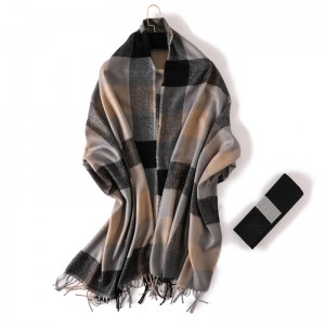 WENZHE Winter Tassel Fringe Geometric Plaid Shawl Cardigan Women Warm Casual Autumn Long Cape Scarf