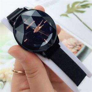 Fashionable wrist strap geneva quartz luxury women watch