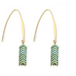 Summer New Hot Trend Colorful Ore Stone Arrow Hook Earrings