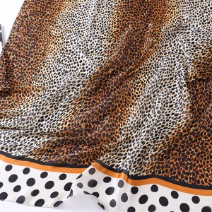 WENZHE Fashion Classic Leopard Polka Dot Silk Scarf Ladies Travel Sunscreen Shawl