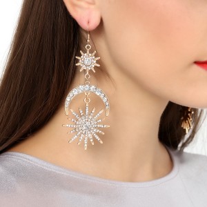 Fashion Gold Plating Alloy Rhinestone Sun Moon Shaped Tassel Drop Earrings