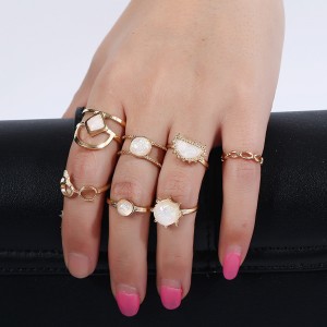 WENZHE European and American retro simple opal gold ring set
