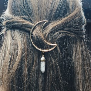 New fashion hair accessories natural stone pendant hollow alloy moon hairpin